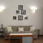 Caracciolo Lounge