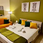 Mandralisca Apartments