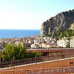 La Petite Maison