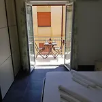 Guest House Cefalu Suites