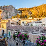 Cefalu Charme E Chic Suites