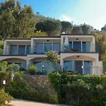 Destination Cefalu - Your Best View