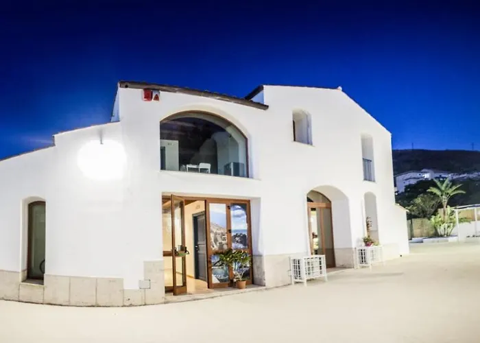 Borgo Marino Suite B&B