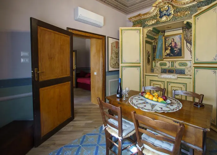 Cefas Apartments