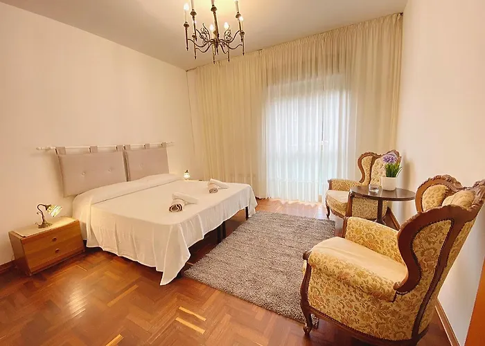 Elegante Appartamento A Cefalu