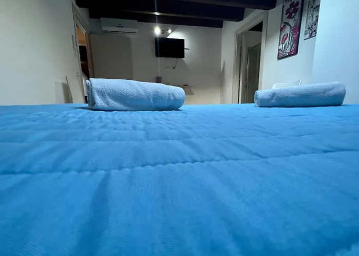 67 Rooms