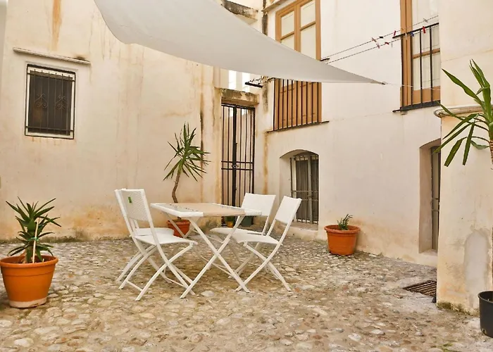 Studio Fuer 3 Personen Ca 30 Qm In Cefalu, Sizilien Nordkueste Von Sizilien
