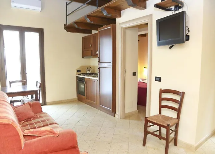 Ferienwohnung Fuer 3 Personen Ca 40 Qm In Cefalu, Sizilien Nordkueste Von Sizilien