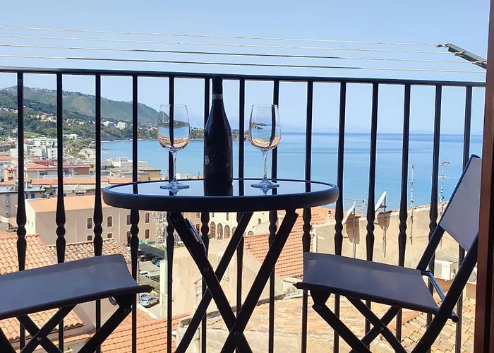 Ruggero House