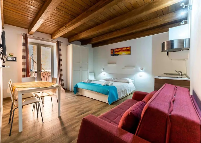 Cefalu Center Apartments