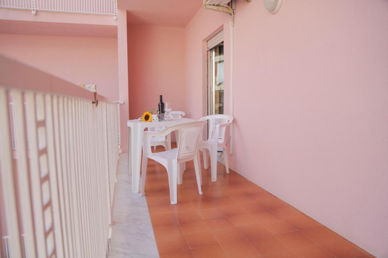 Casa Rosa Apartment *