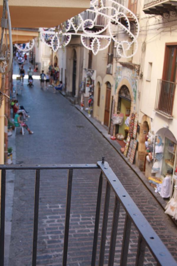 Strelitzia * Cefalu
