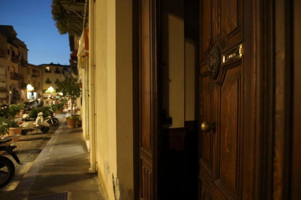 Awa Umberto I Apartment Cefalu