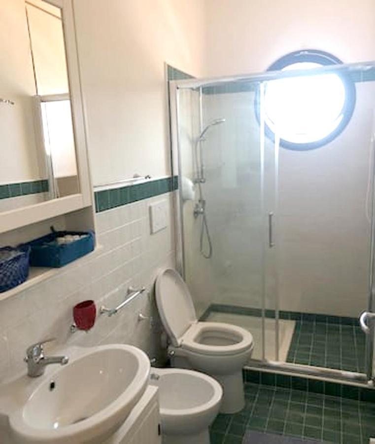 Villa Seafront In With Private Jacuzzi