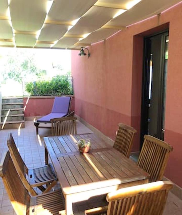 Seafront In With Private Jacuzzi Villa