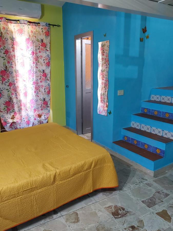 Al 61 Coccinelle E Farfalle Cefalù