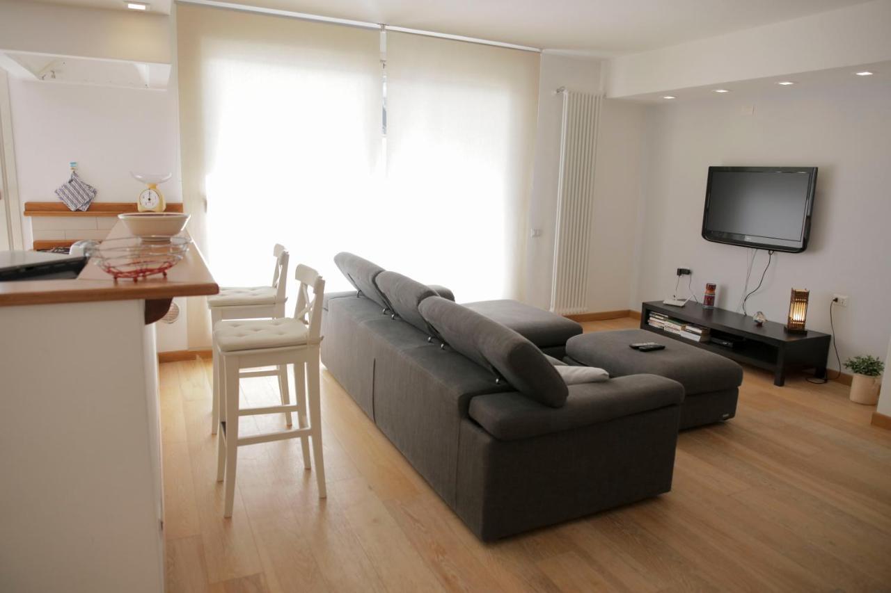 The Sunny House *