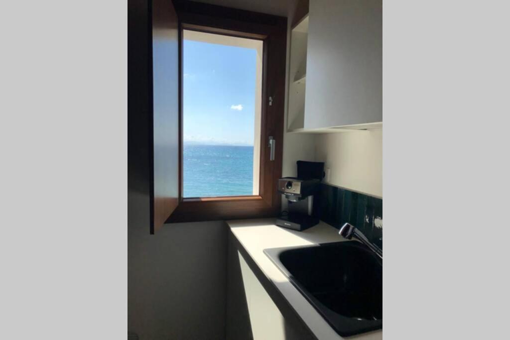 Lavatoioflats Casa Sul Mare E Sul Lavatoio Medievale A Holiday home