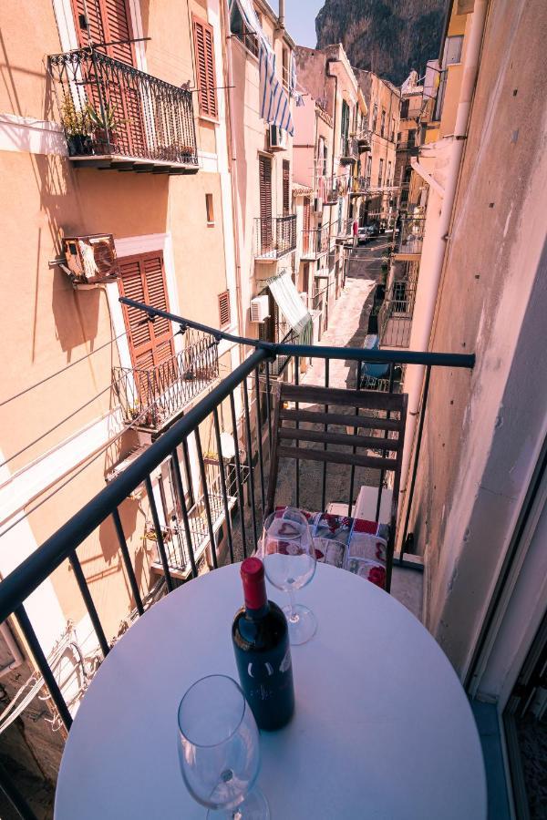 Aria Apartment