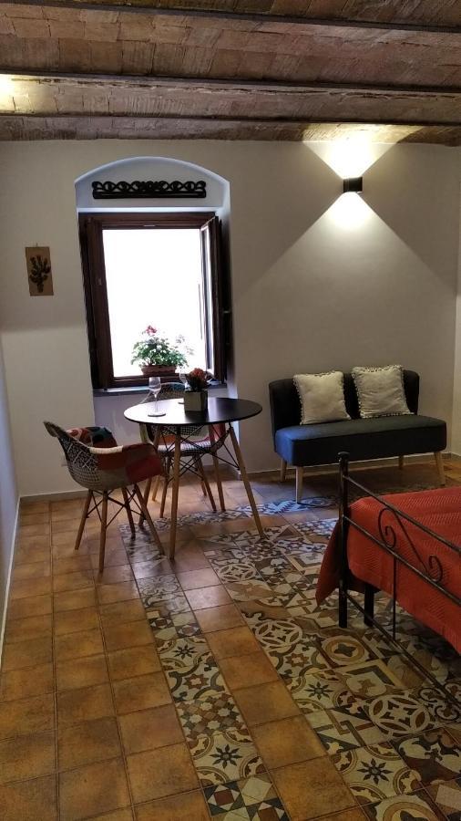 Rosehouse * Cefalu