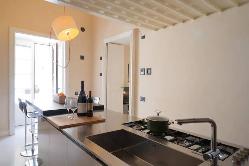 Appartamento Nobiliare Design A 2 Passi Dal Mare *