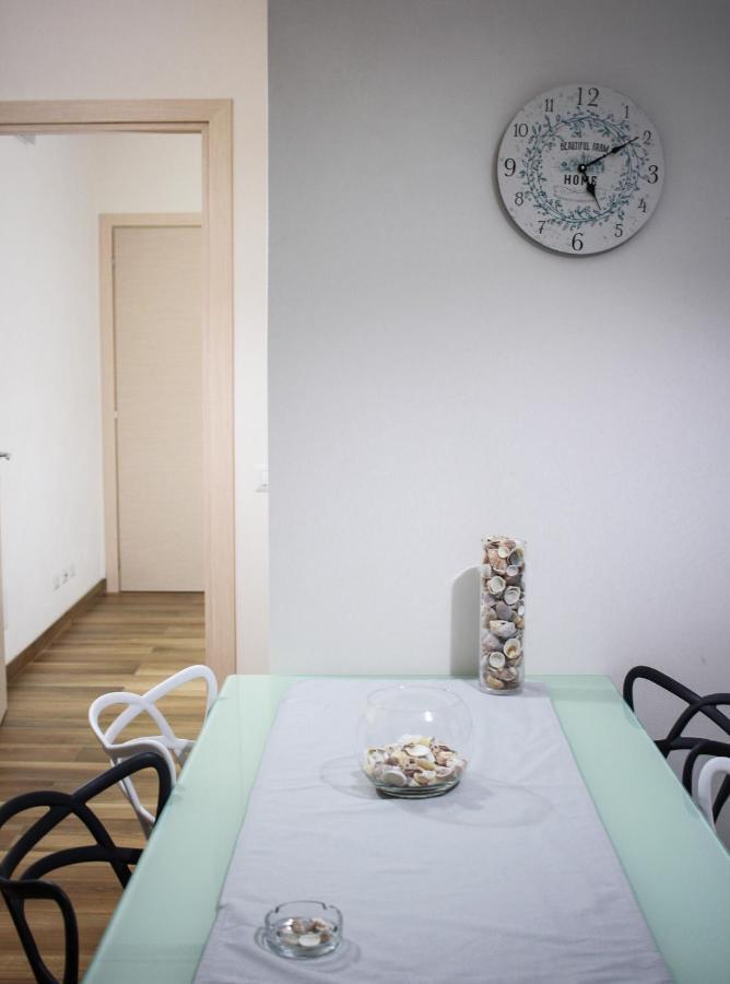 Mad Apartment *