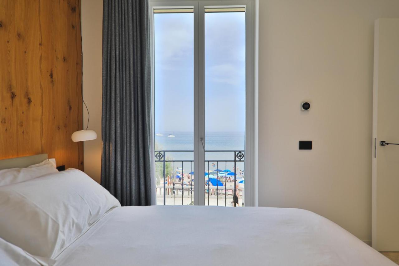 Abelia Sea * Cefalu