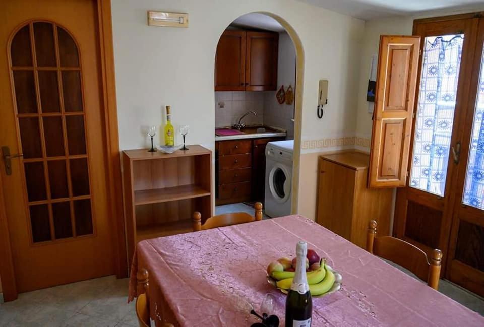 Holiday home Casa Amendola *