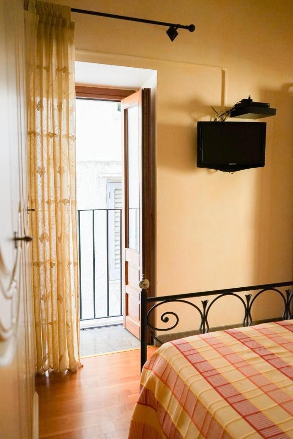 Mela's House Cefalu