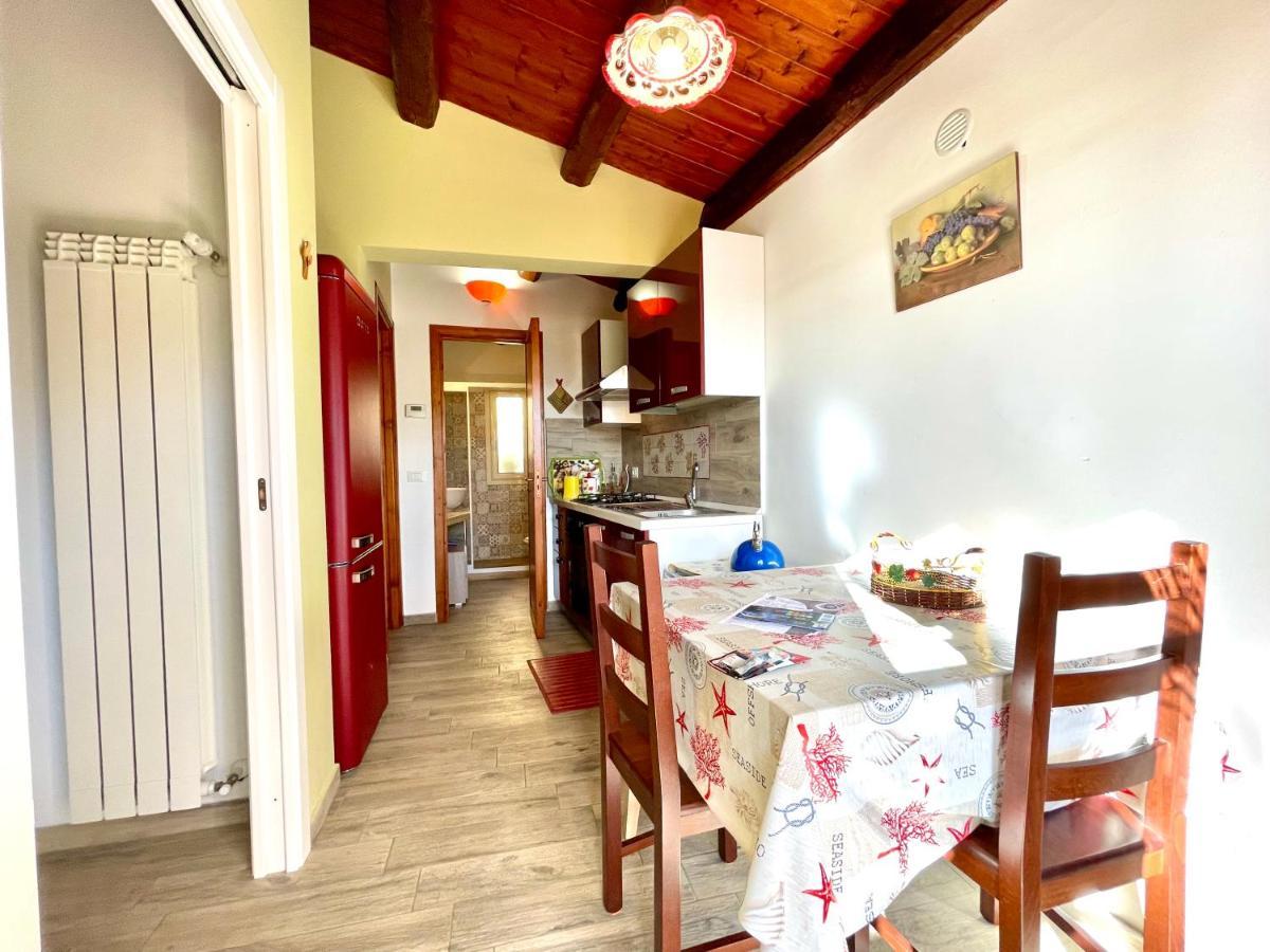 Holiday home Casa Dei Coralli Bianca Con Patio Esterno