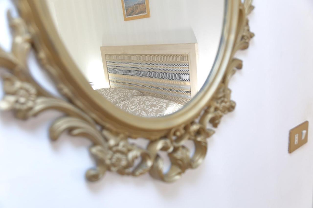 Sunny Flat - Self Apartment