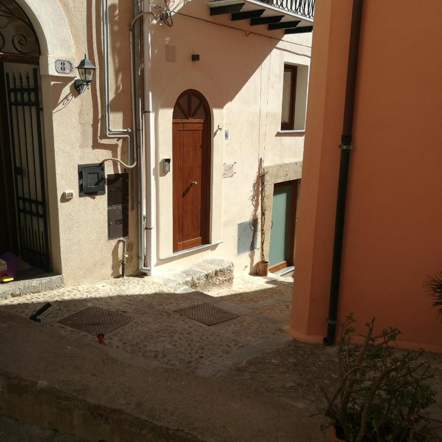 Rosehouse Apartment