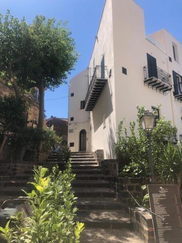 Palazzo Raho
