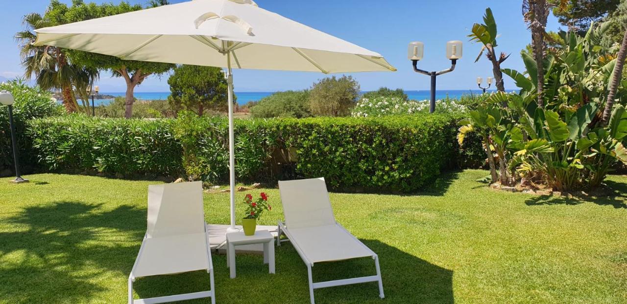 Villa Santina - *
