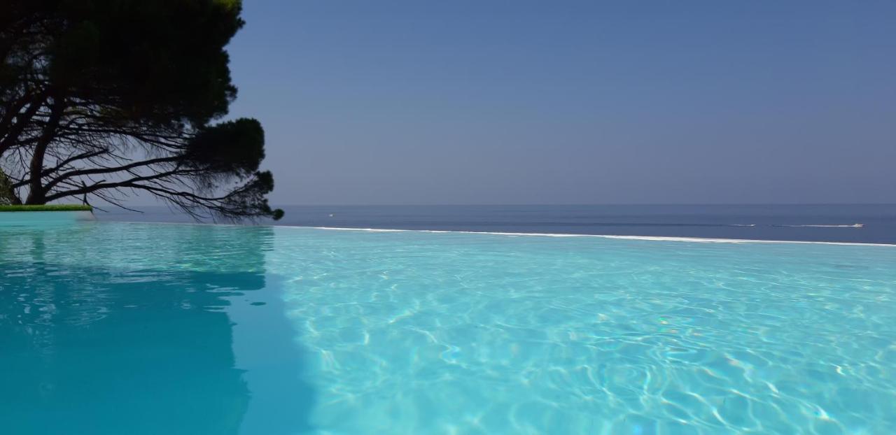 Villa Andrea's *