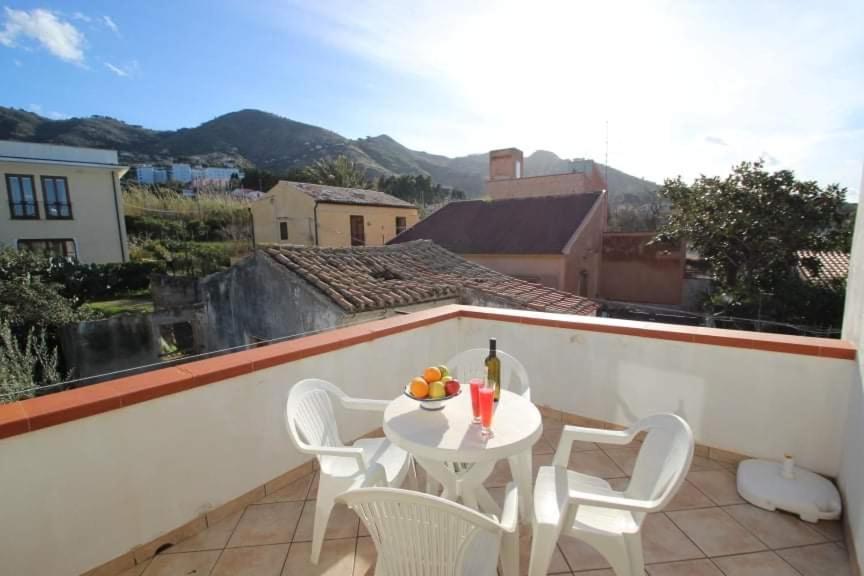 - Sea View Apartment Cefalu