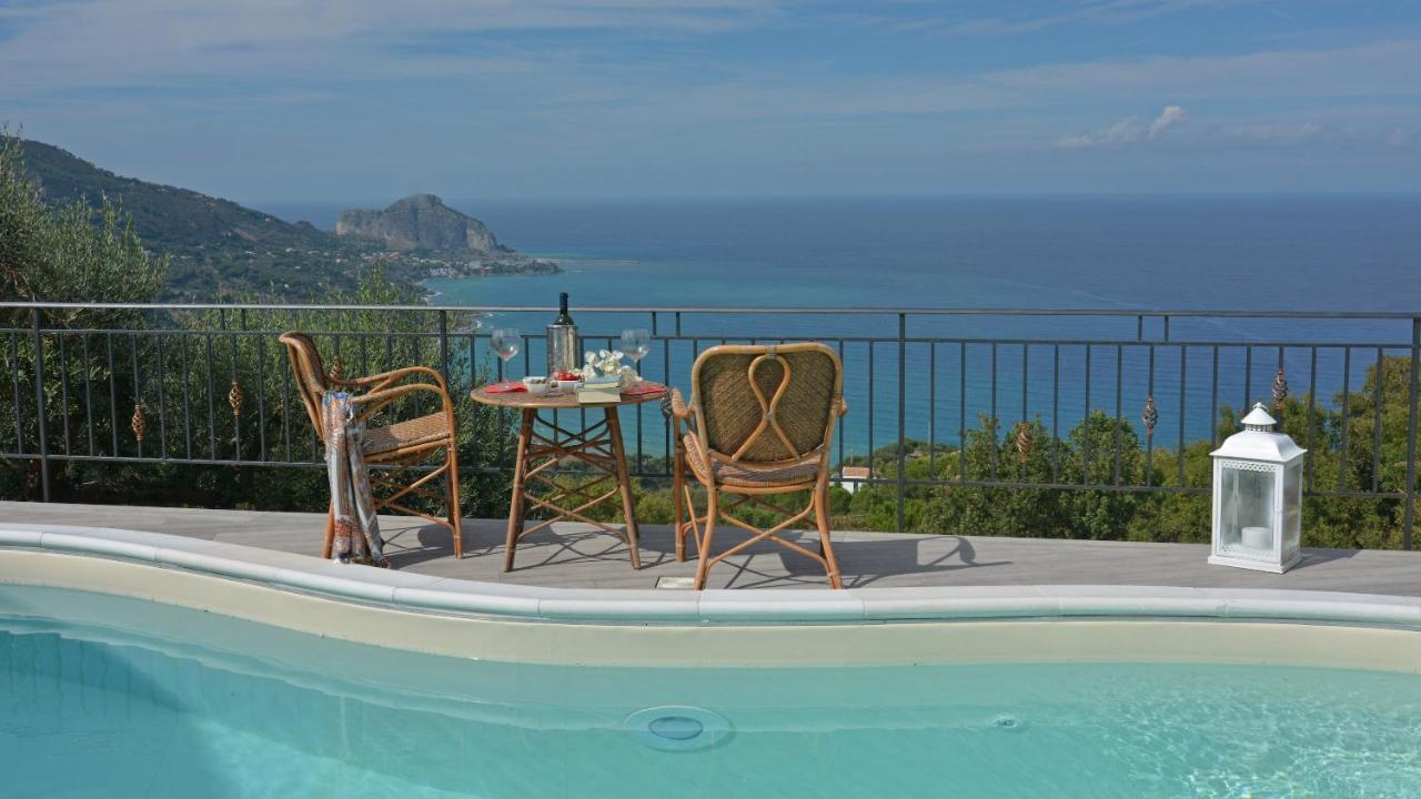 Villa Il Basto 8, Emma Cefalu