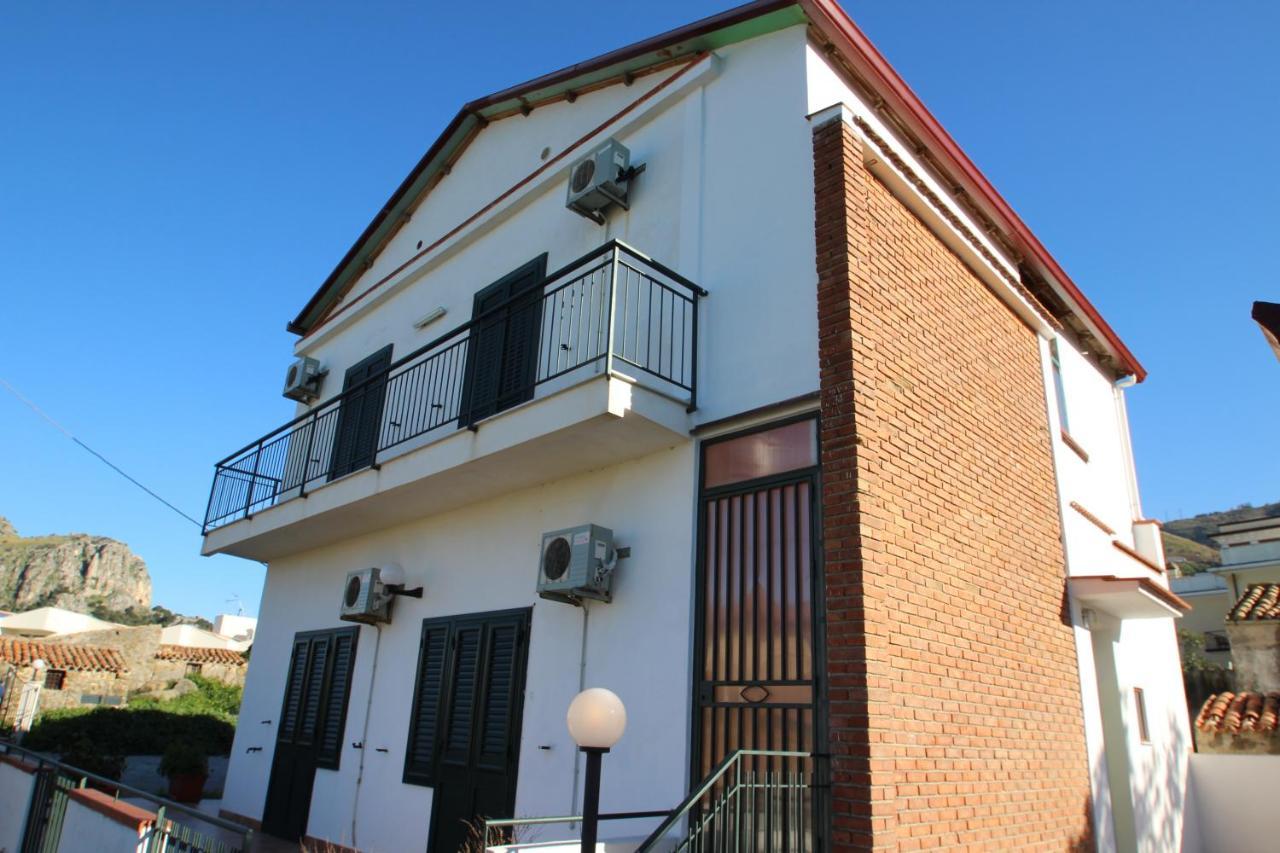 - Sea View Apartment Cefalu