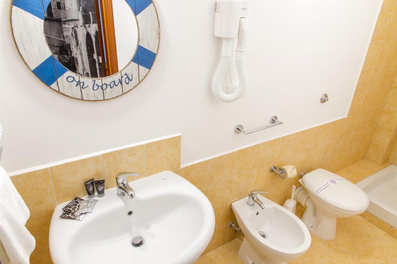 Apartment Sailor's