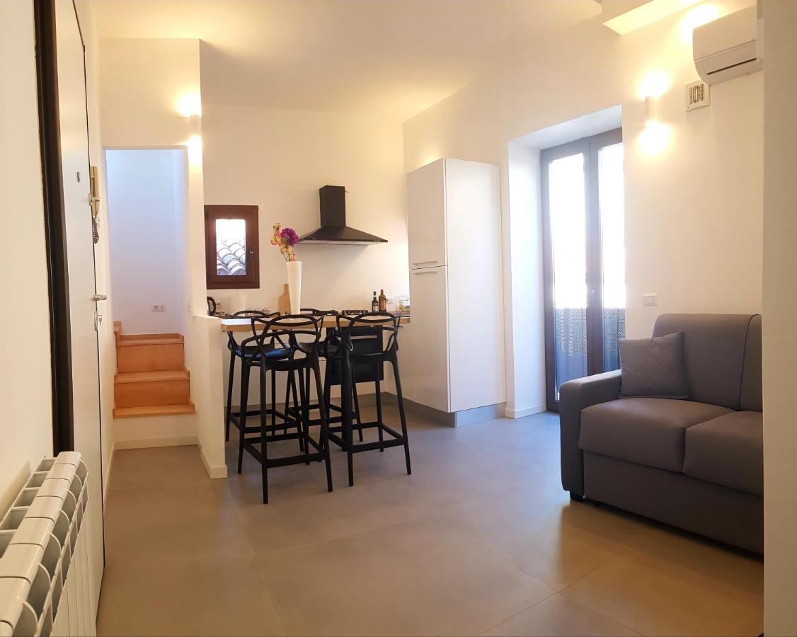 Terrazza Caracciolo Apartment *