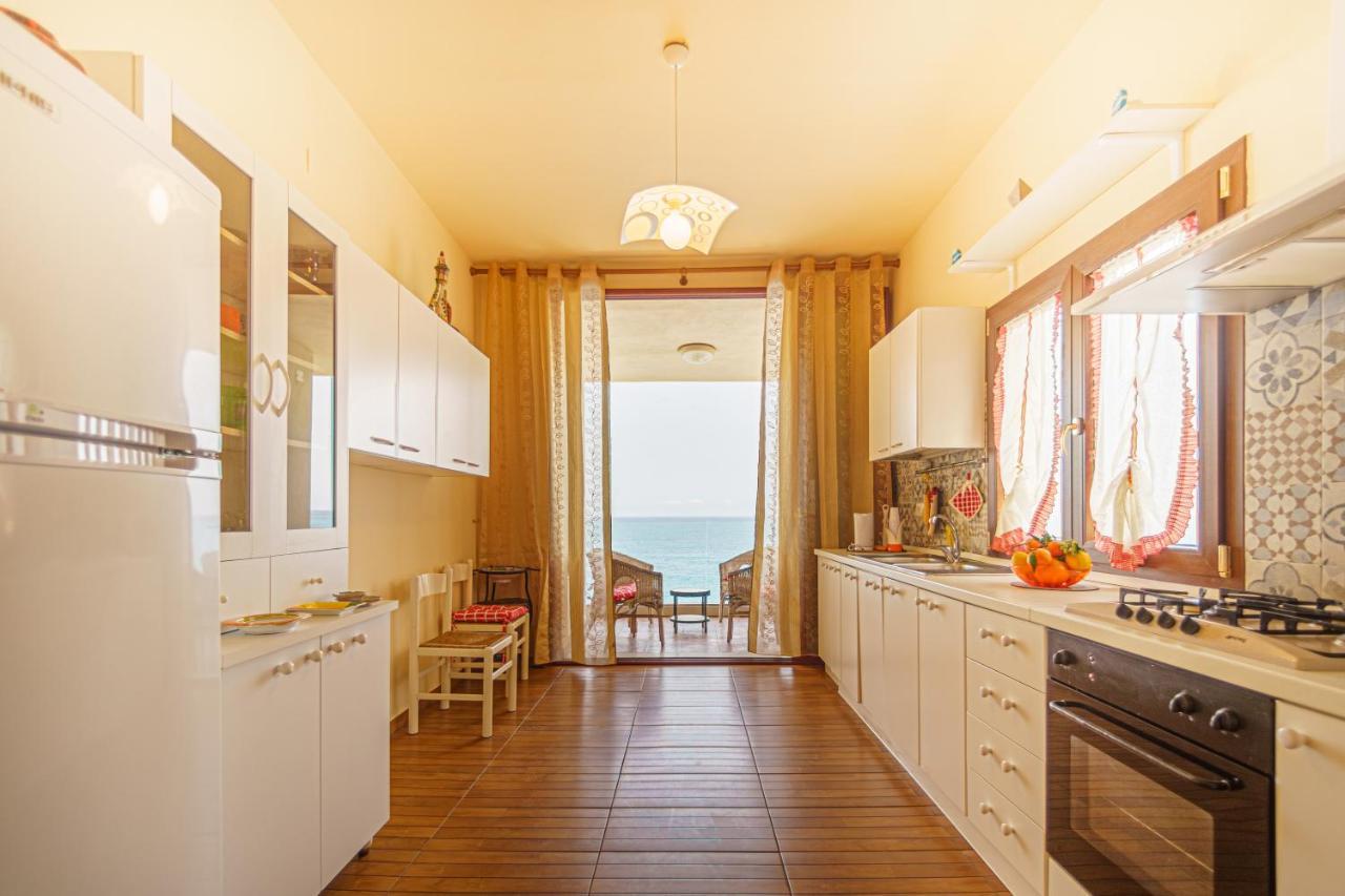 House On The Sea Apartment Cefalu