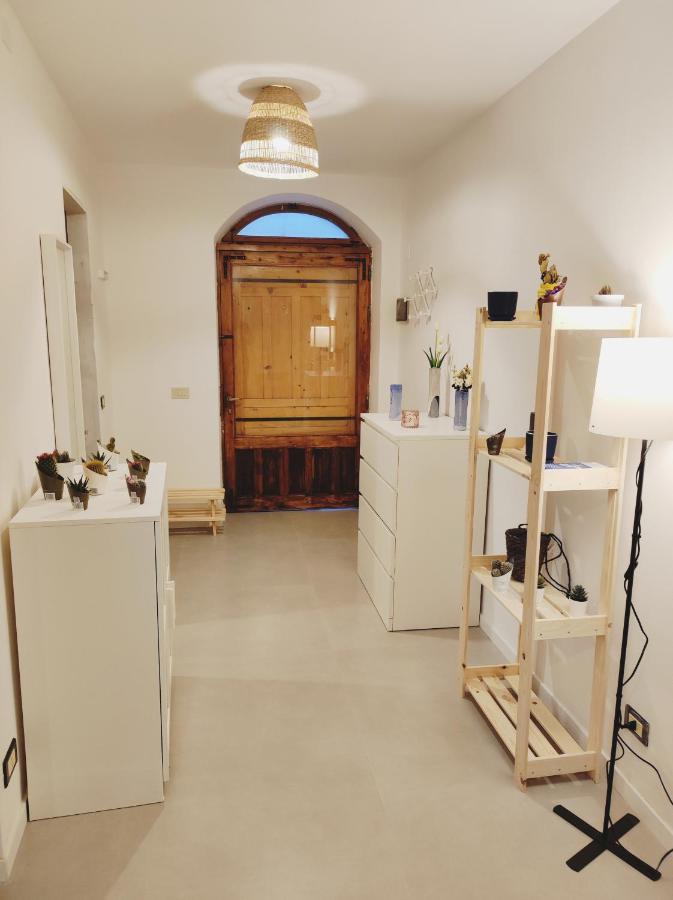 Loft Con Cortiletto - 100 Meters From The Beach *