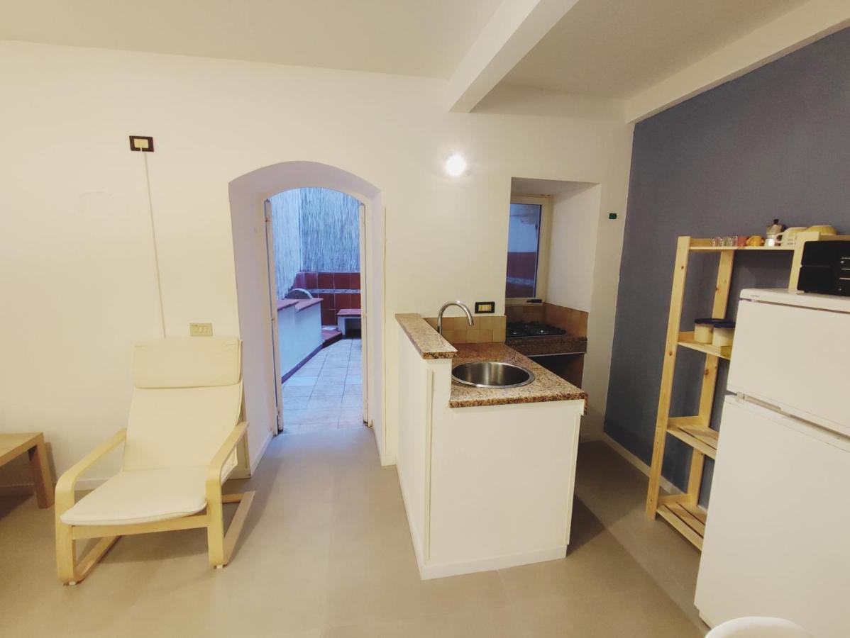 Loft Con Cortiletto - 100 Meters From The Beach Apartment Cefalu