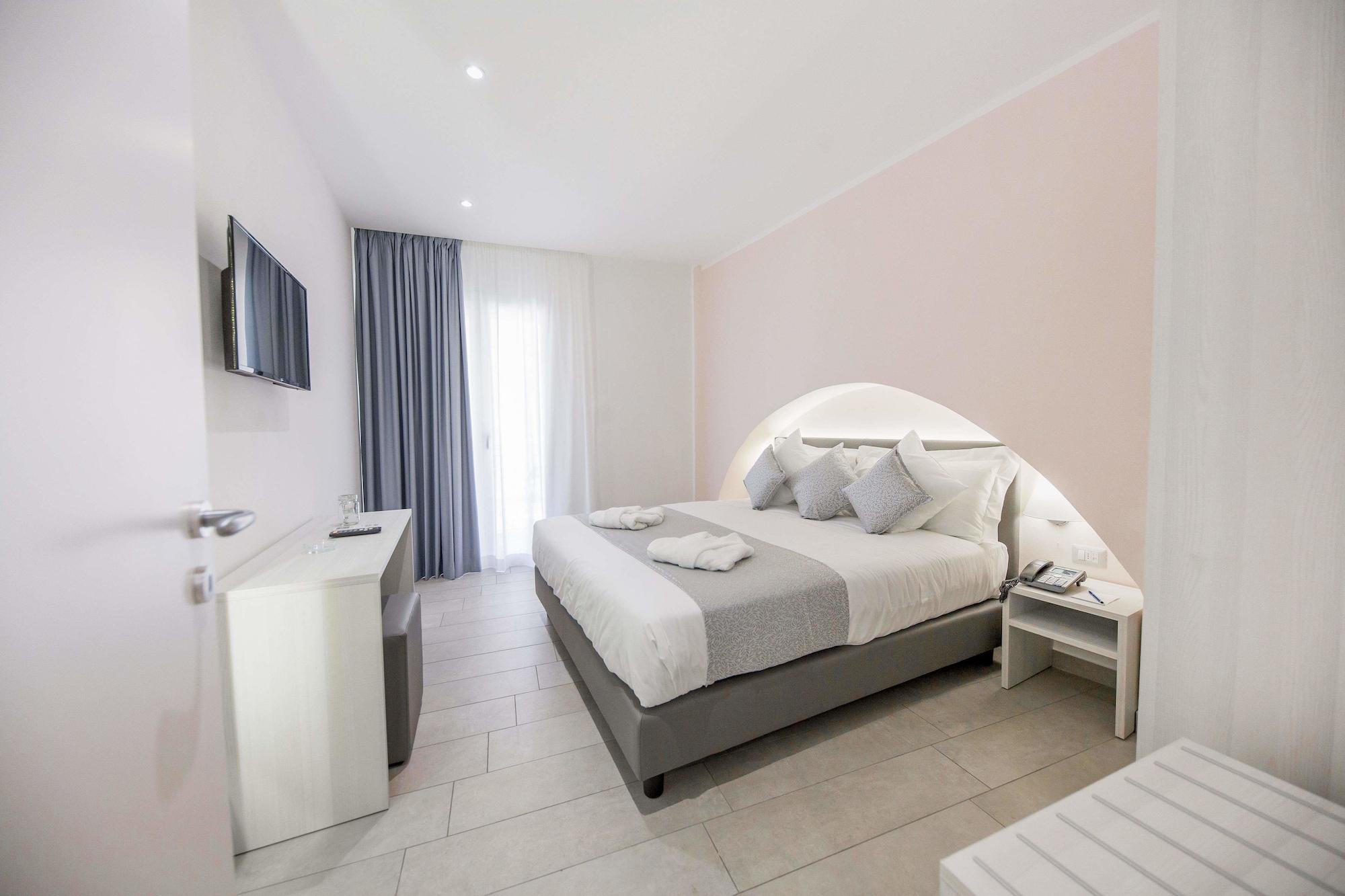 Ossuna Bay Boutique Cefalu