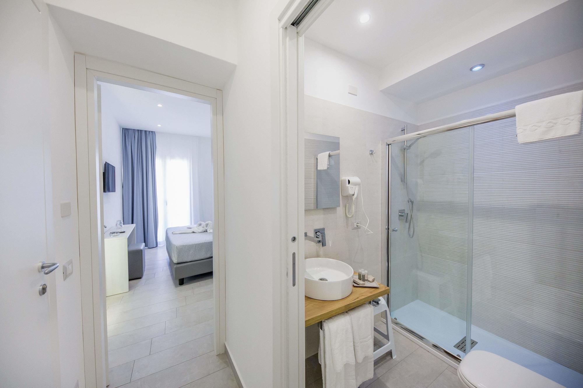 Ossuna Bay Boutique 3*