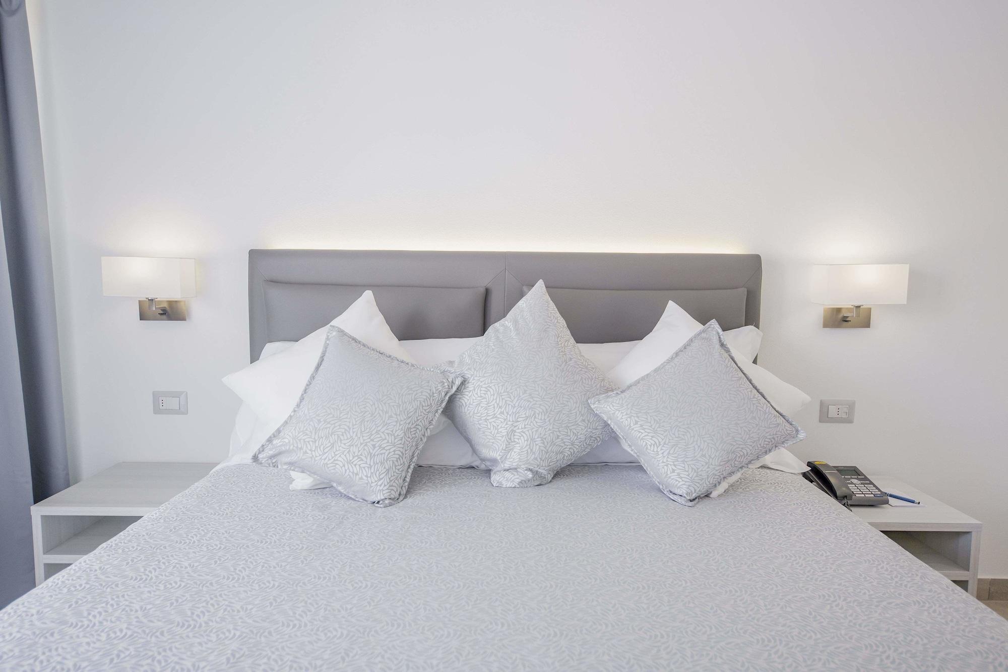 Ossuna Bay Boutique Hotel 3*