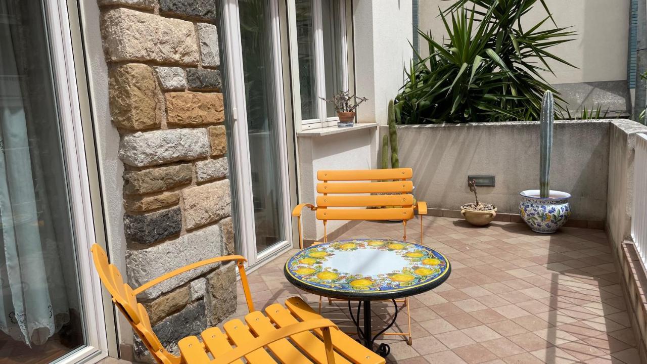 Lumachella Bed & Breakfast Cefalu