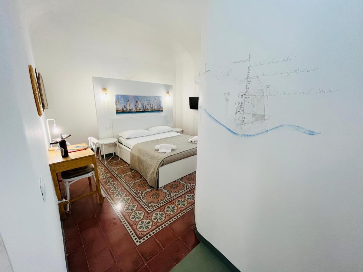 La Nave Di Ro * Cefalu