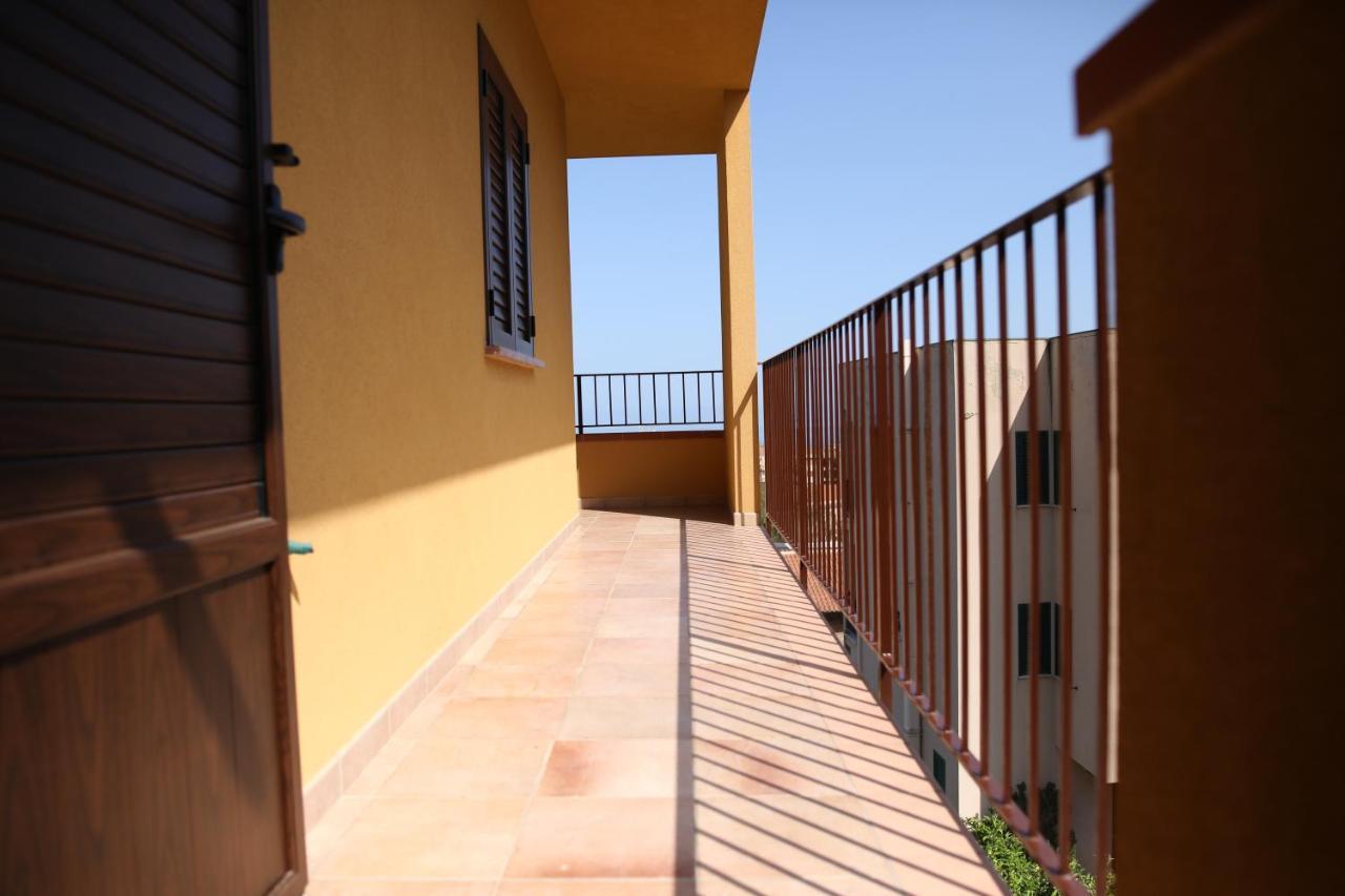 Pino - Donna Rosa Apartment *
