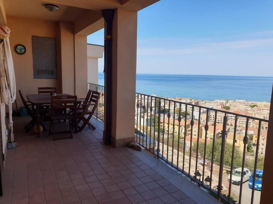 Apartment Moderno Con Vista Su *